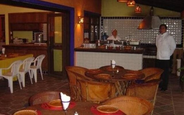 Lago Sol & Suites