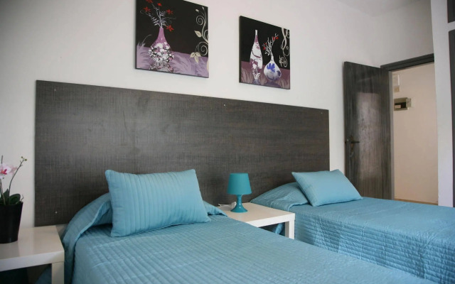 The Palms Hotel Apartments