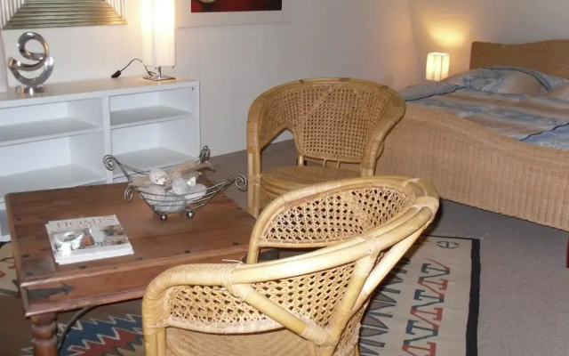 Cozy mansion in artist studio in Steffenshagen with terrace