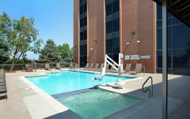 Radisson Hotel Denver - Aurora