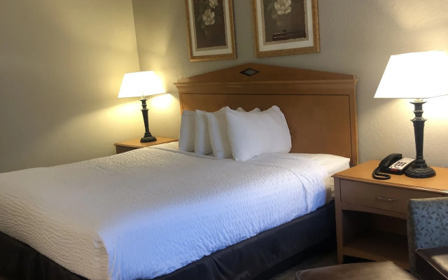 Plantation Inn of Houma