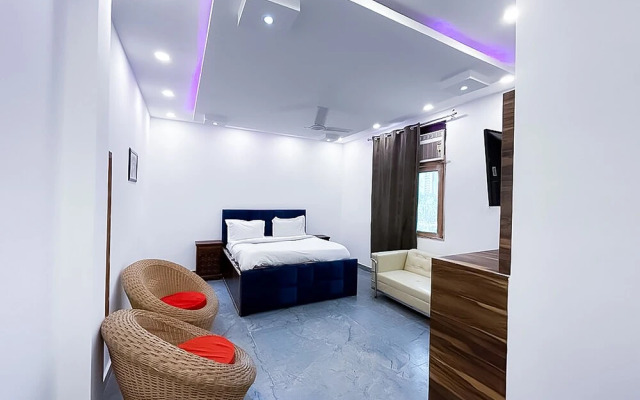 Roomshala Green High