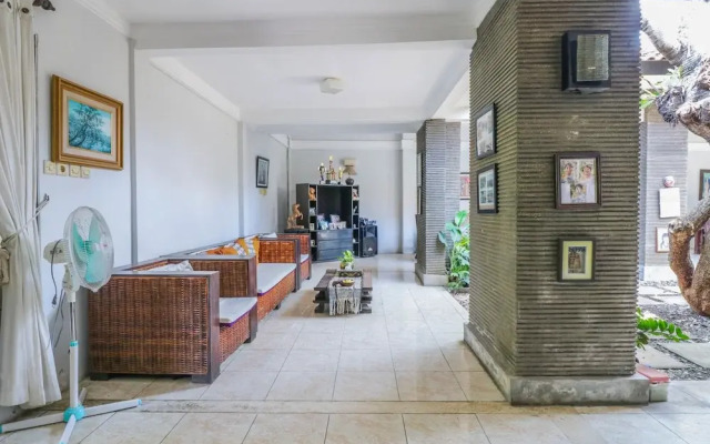 OYO 1757 Villa Dende