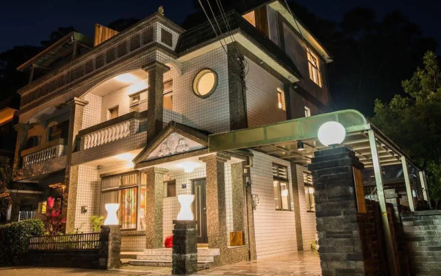 So Art Guesthouse & Hostel
