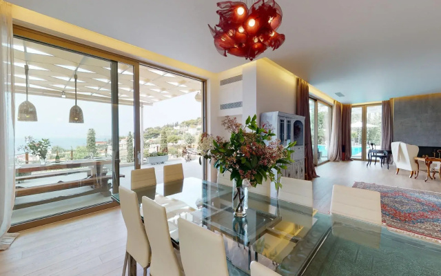 Villa Blue Coast