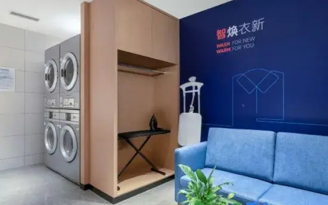 Chuanyuan Ronghui Hotel