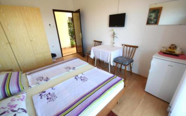 Rooms Nada