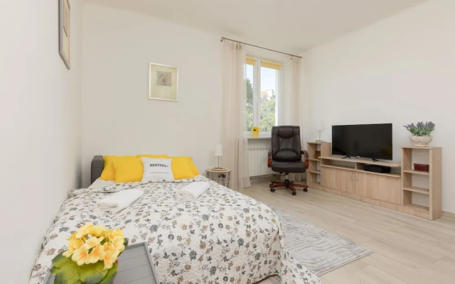 Sunny Studio Raclawicka by Renters