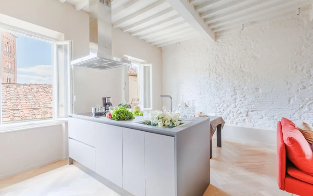 The White Lotus Penthouse