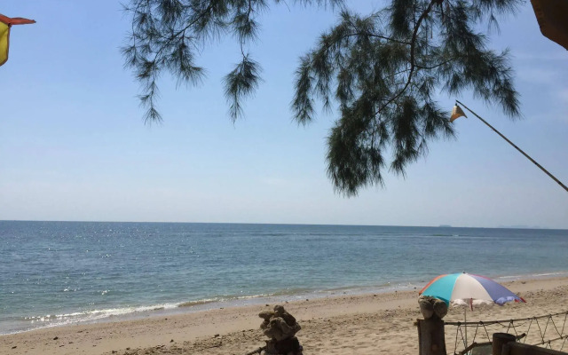 Lanta Wild Beach Resort
