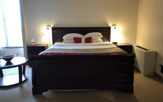 Ramada Greensburg Hotel And Conference Center