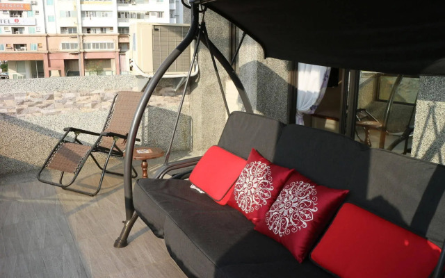 PHD's Guest House II