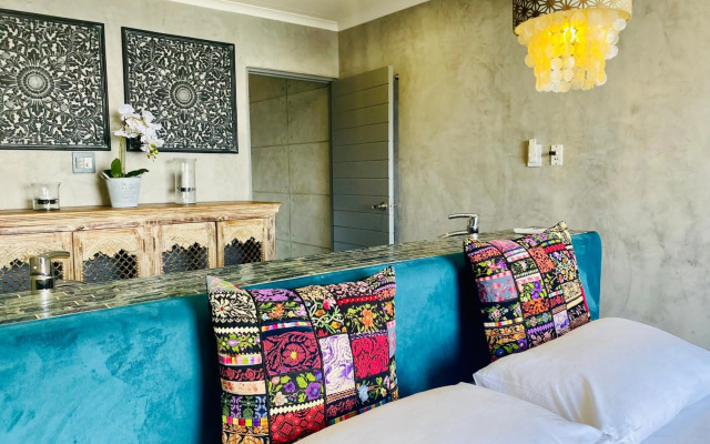 Sea front designer apartment