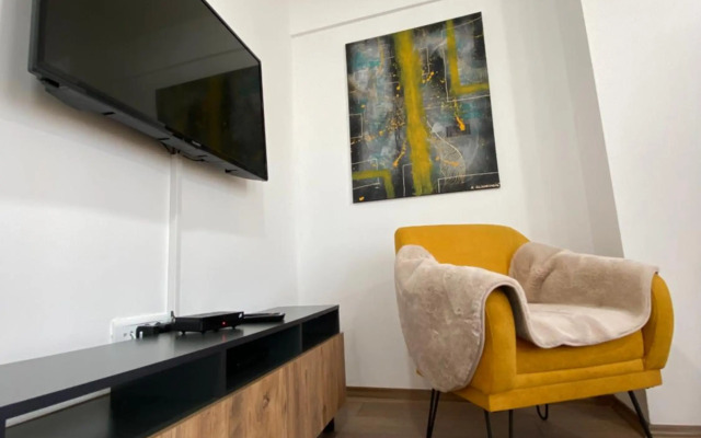 Kostas Duplex