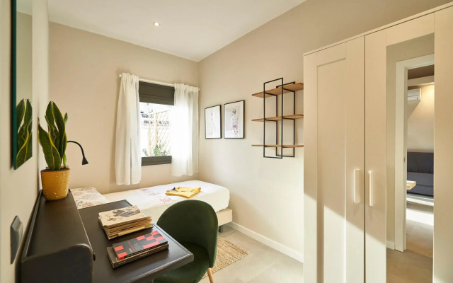 AinB Eixample-Miro Apartments