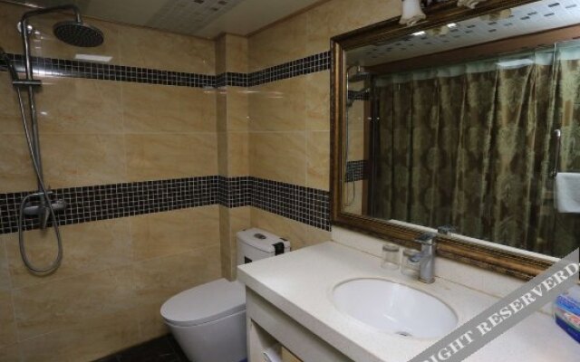 Yawang Business Hotel