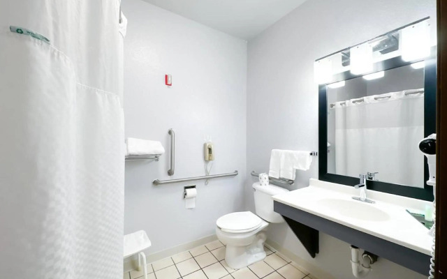 Blaine Town Inn & Suites