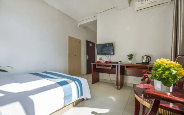 Donghao Hotel (Xichang tourism distribution center store)