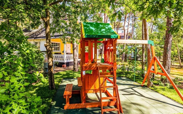 Nice Home in Pobierowo With 4 Bedrooms and Wifi