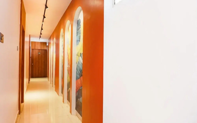 Fabhotel Majestic Inn