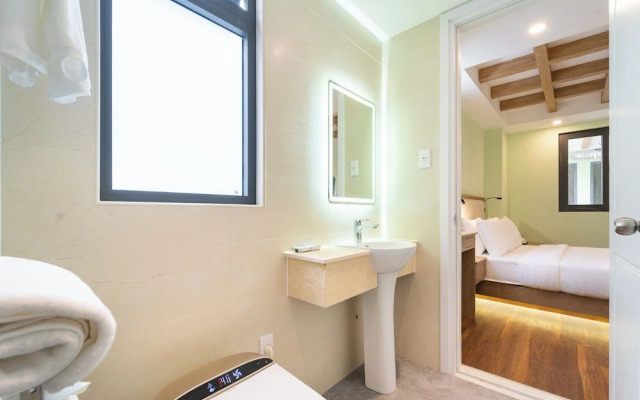 Nicecy Hotel - Truong Quyen