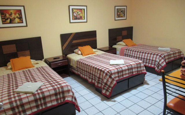 Kurmi House Lima Airport
