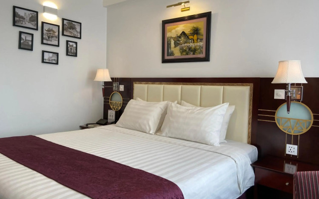 Flower Garden Hotel