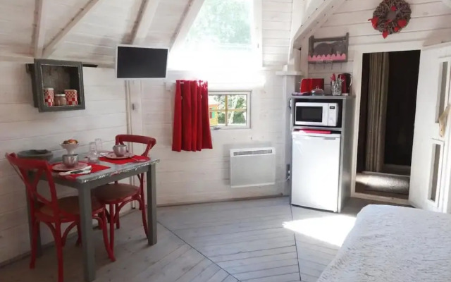 D-Day Kota Hebergement Insolite et chambres d'Hotes "La Naomath"
