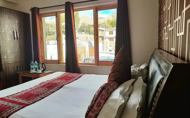 Munna Palace