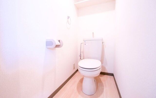 Residential Hotel Amika-F Sangenjaya 303
