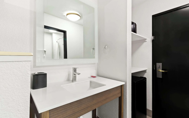 SureStay by Best Western Groves