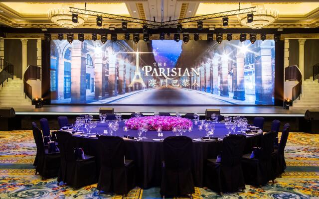 The Parisian Macao