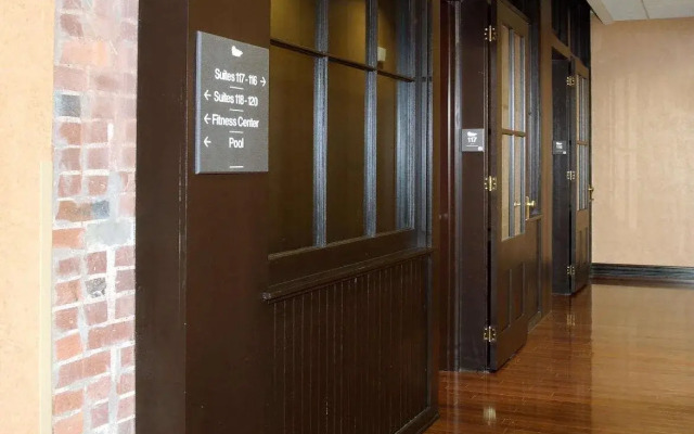 Homewood Suites by Hilton Indianapolis-Downtown