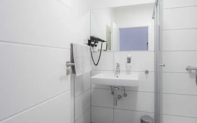 Mato One Zimmervermietung