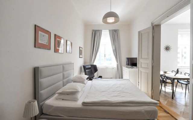 Kafka's Head Apartment