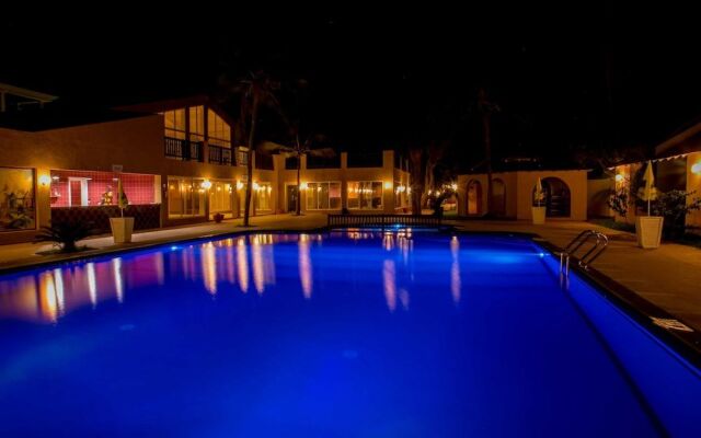 Tropic Garden Hotel