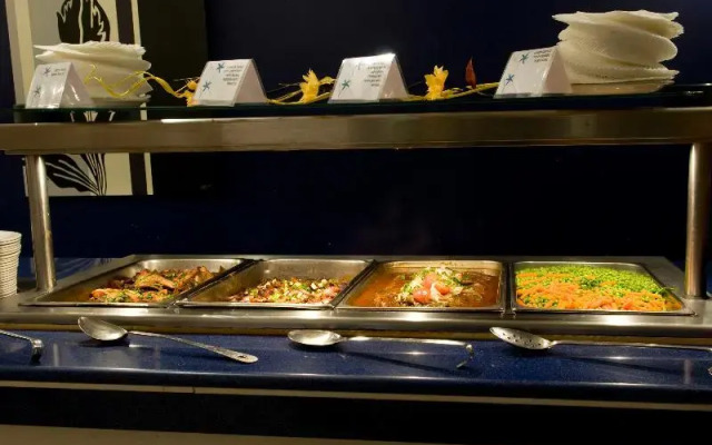 Blubay Apartments by ST Hotel