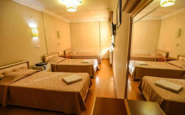 Zumrut Hotel