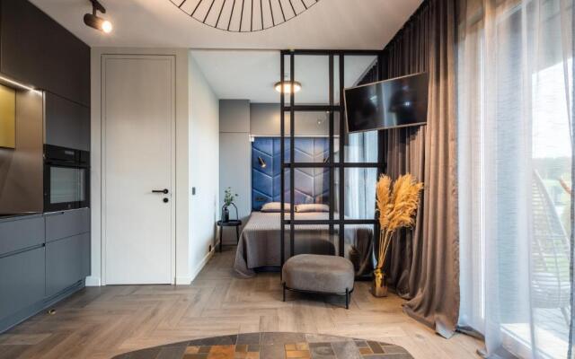 Green Shine Apartment, By Cohost