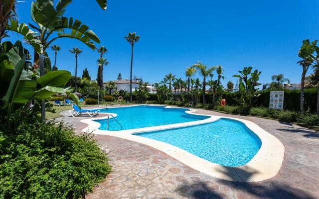 Bahia de Marbella Luxury Apartment