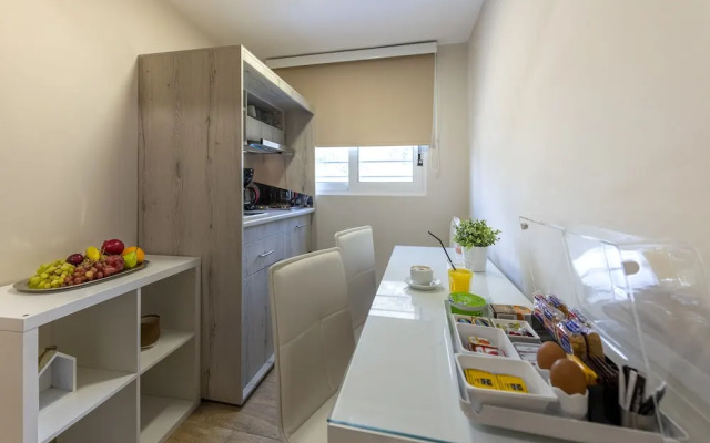 Comfort Stay Athens Airport Hotel - FREE shuttle from and to the airport