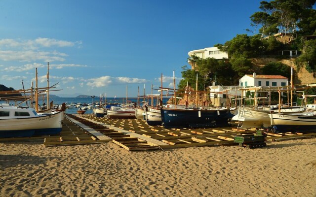 Sr-37 Begur SA Riera 4 PAX
