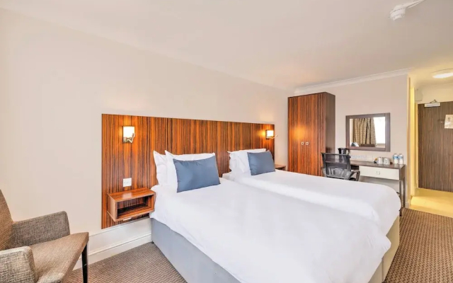 Palms Hotel & Retreat By Palette London Romford