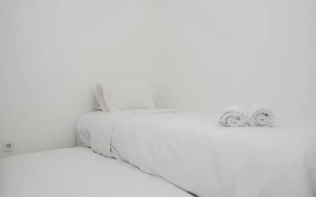 Comfy And Strategic 2Br At Bassura City Apartment