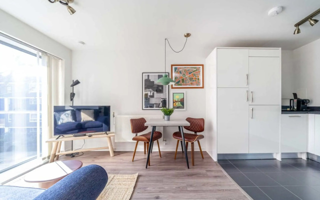 Cosy East London Retreat