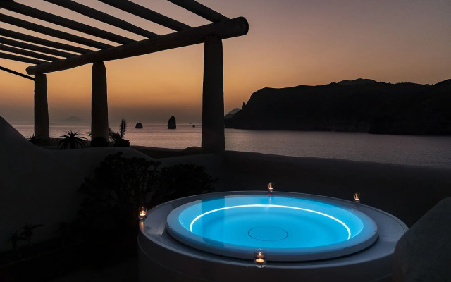 Therasia Resort Sea & Spa - The Leading Hotels of the World