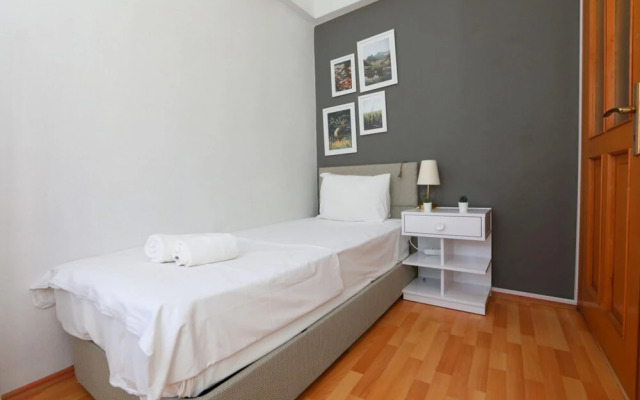 Stylish and Convenient Apartment in Sisli