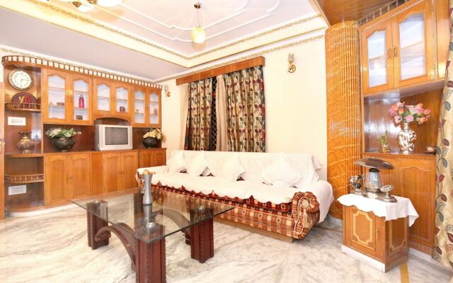 OYO 10858 Home Valley View 2BHK Shimla Bypass