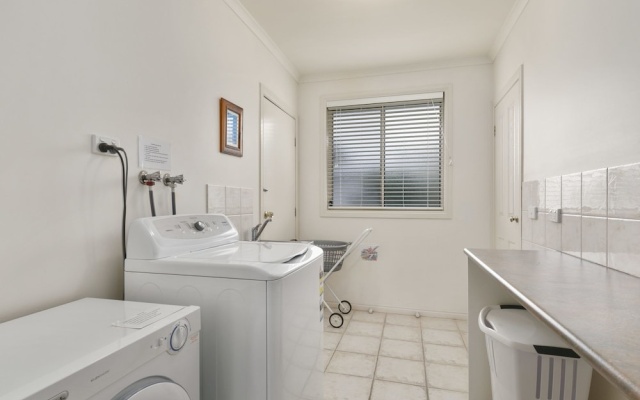 Seaholme - Wifi & Foxtel – Guest Rooms – Inverloch