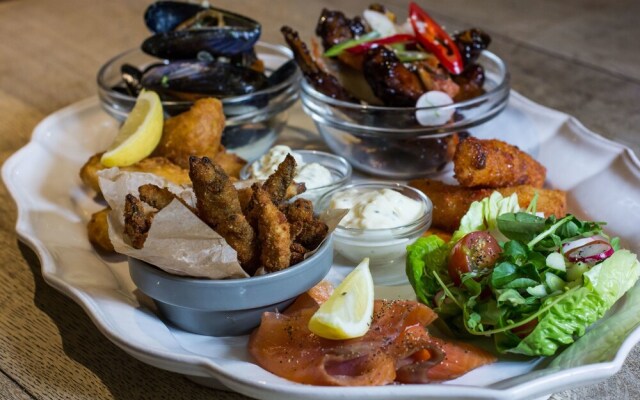 The Fenwick Steak & Seafood Pub